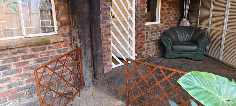 2 Bedroom Property for Sale in Bult West North West